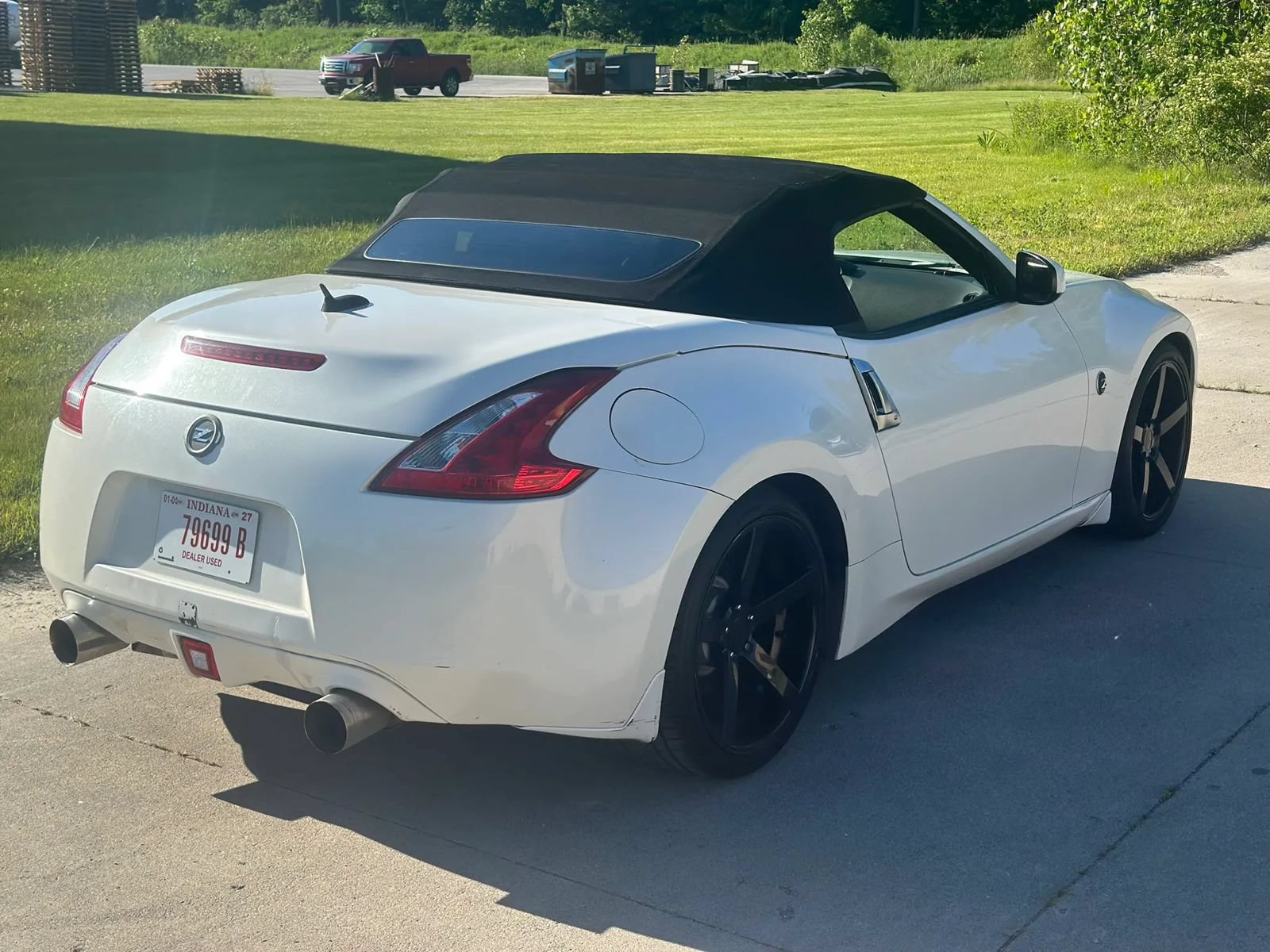 Used 2014 Nissan 370Z Touring RWD image 11