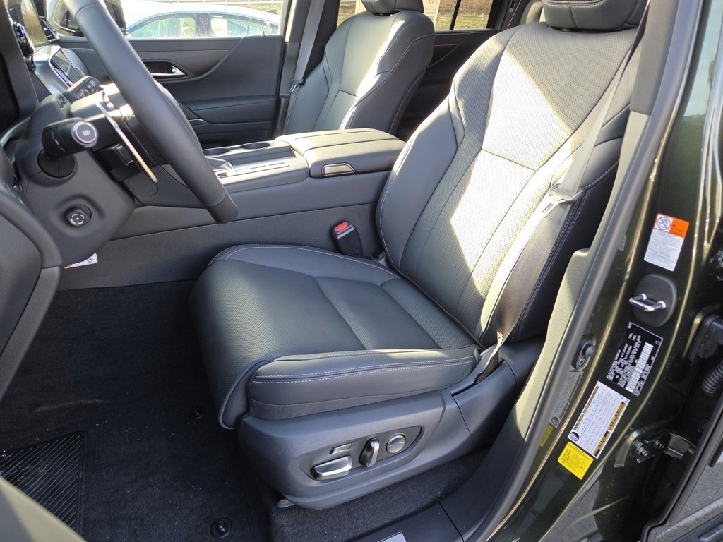 New 2025 Lexus LX 600 600 Premium image 6