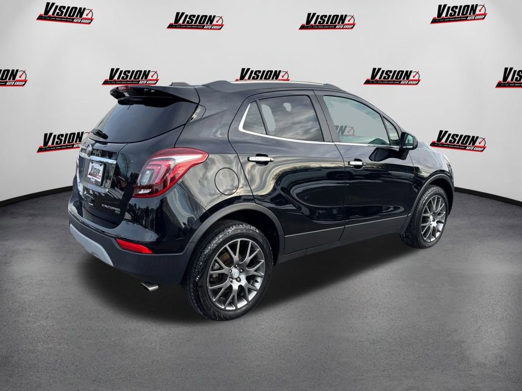 Used 2020 Buick Encore Sport Touring image 5