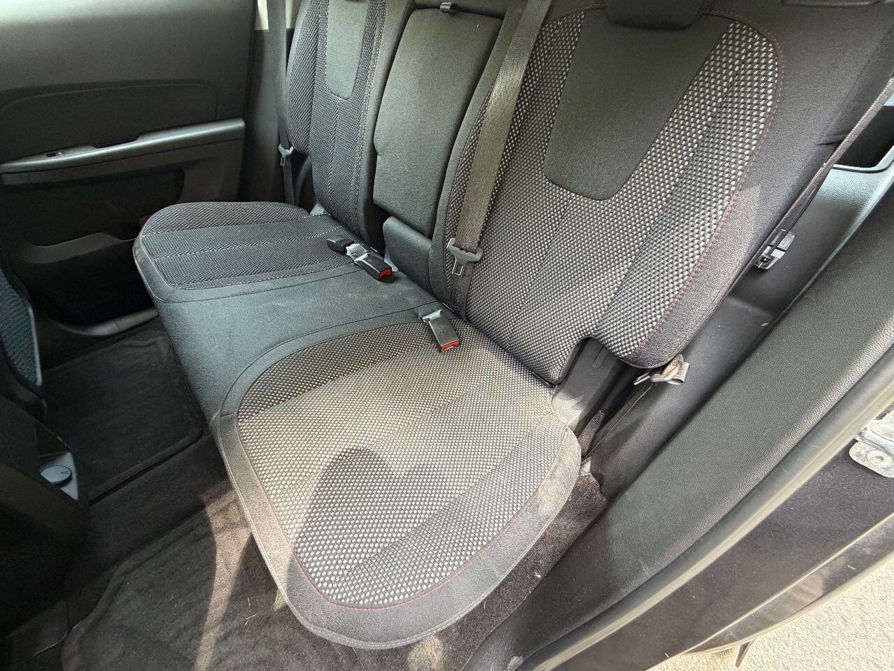 Used 2016 Chevrolet Equinox LS AWD/4WD image 13
