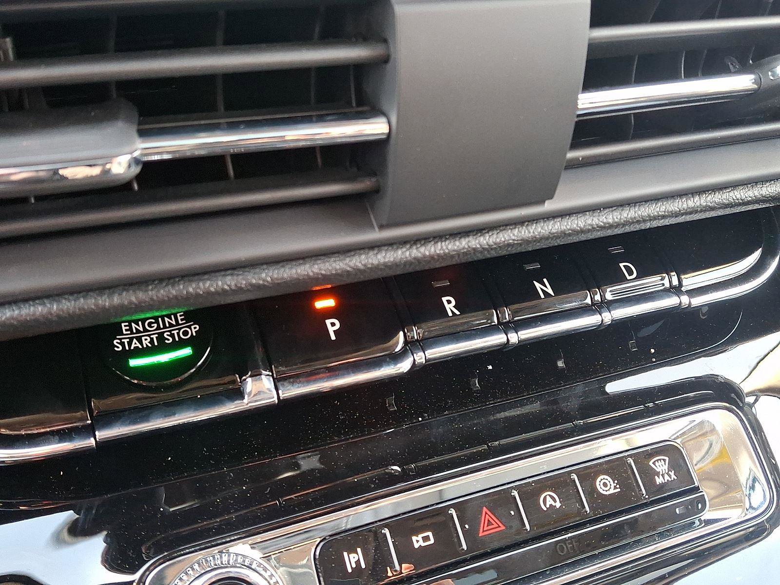 New 2025 Lincoln Corsair Reserve image 12