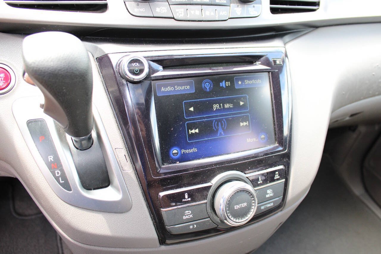 Used 2017 Honda Odyssey EX-L image 17