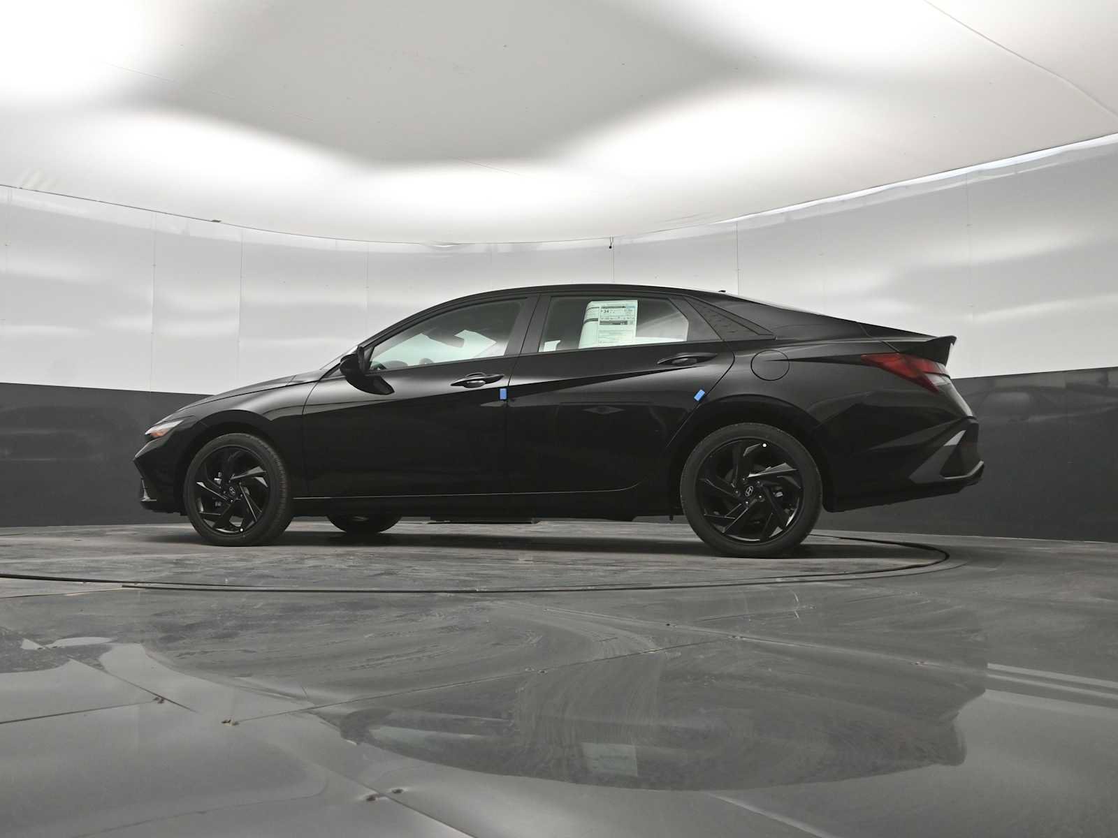 New 2026 Hyundai Elantra Sport FWD image 36