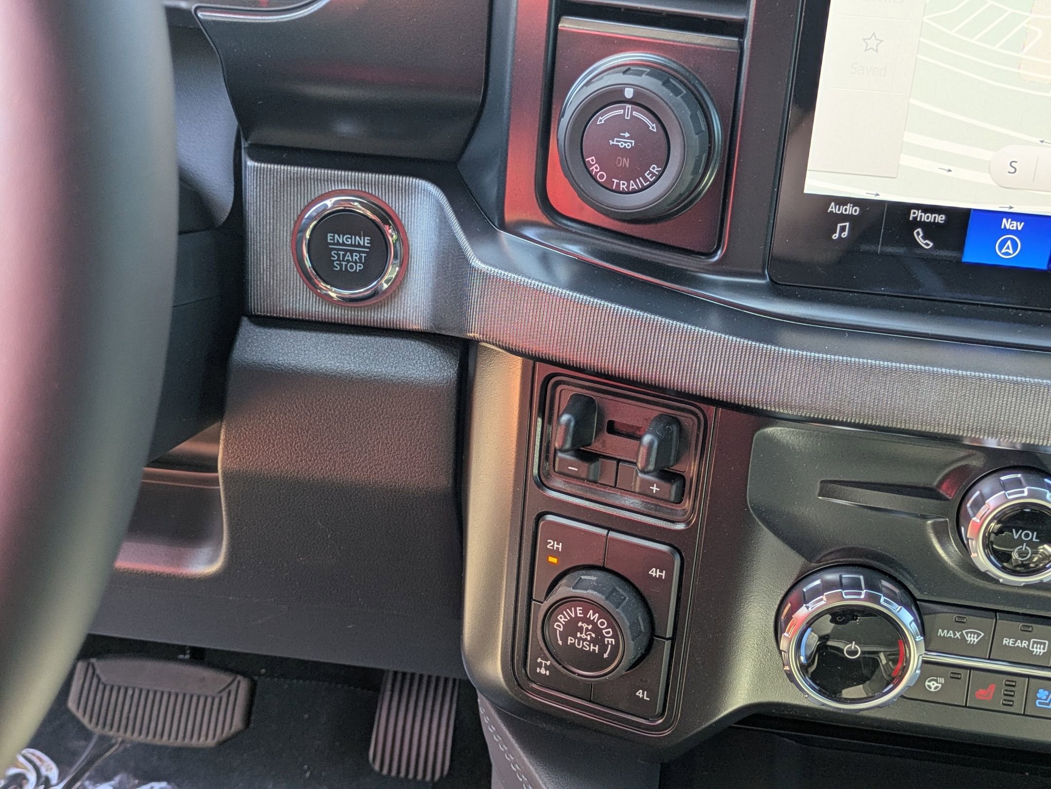 New 2026 Ford F250 Platinum w/ Tremor Off-Road Package image 25