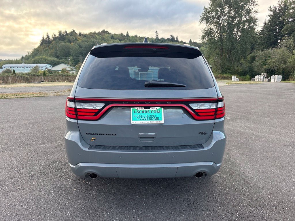 Used 2023 Dodge Durango R/T w/ Hemi Orange Plus Package AWD/4WD image 8