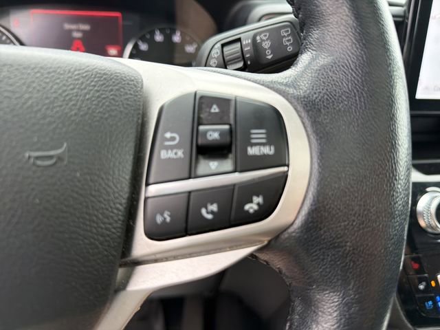 Used 2022 Ford Explorer Limited w/ Equipment Group 301A AWD/4WD image 21
