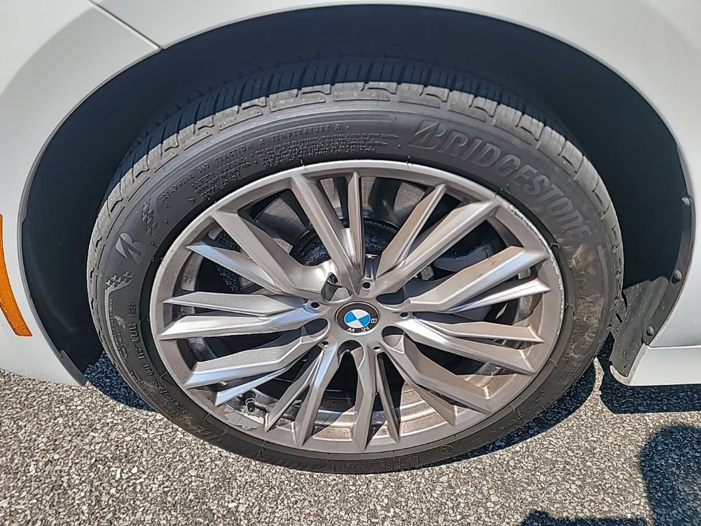 Used 2023 BMW 330i xDrive Sedan w/ Driving Assistance Package image 3