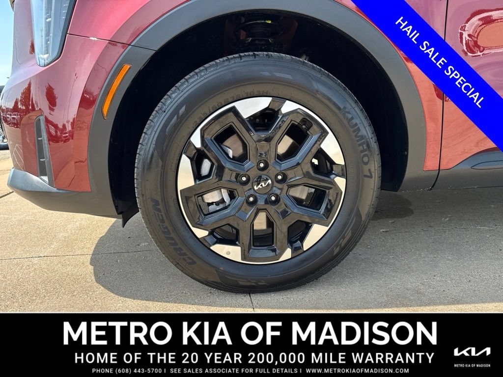 Used 2025 Kia Sorento S AWD/4WD image 9