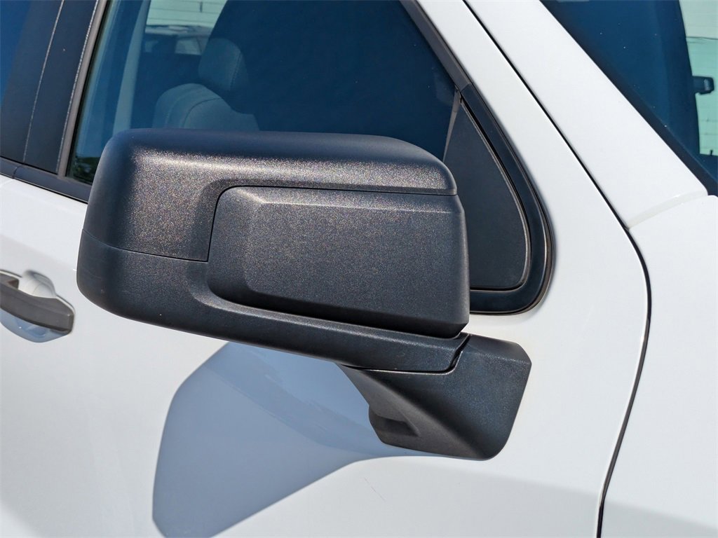 Used 2019 Chevrolet Silverado 1500 Custom w/ Custom Value Package image 11