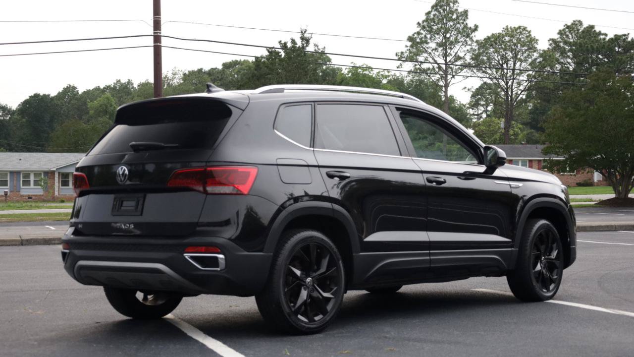 Used 2022 Volkswagen Taos SE FWD image 5