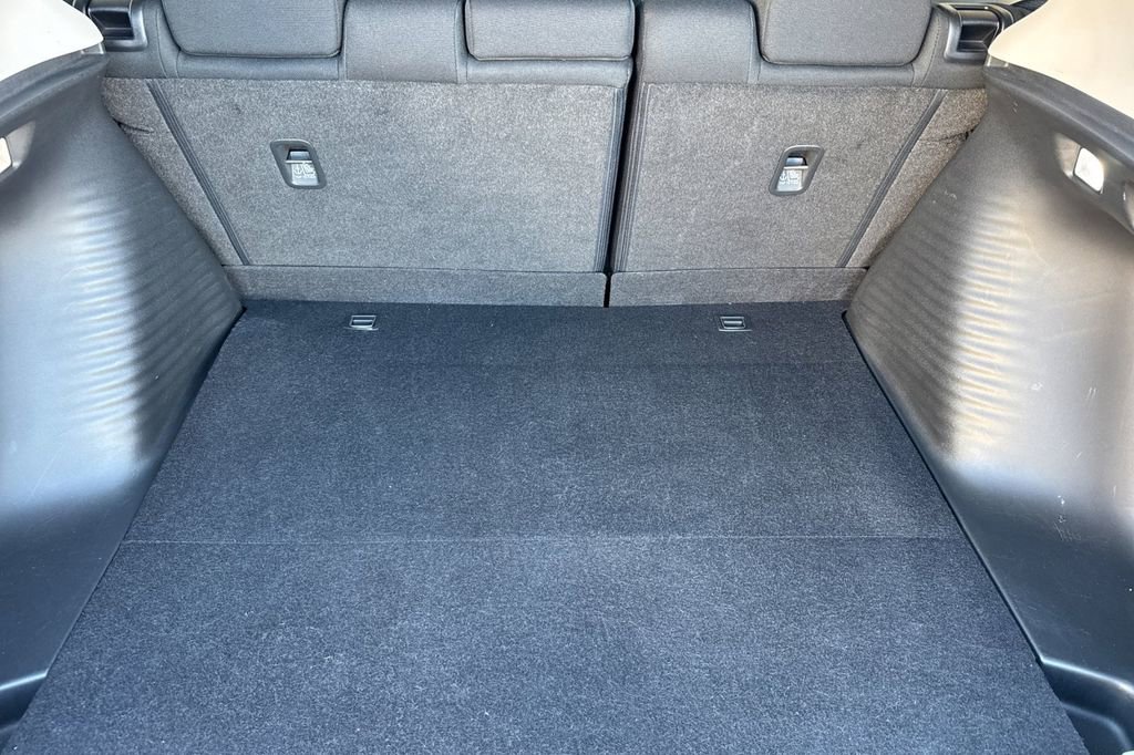 Used 2023 Honda HR-V LX image 14