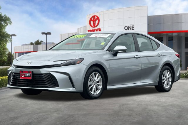Certified 2025 Toyota Camry LE FWD image 10