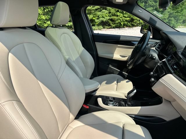 Used 2022 BMW X2 xDrive28i w/ Convenience Package AWD/4WD image 15