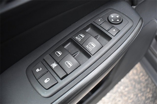 Used 2016 Jeep Cherokee Trailhawk w/ Comfort/Convenience Group image 23