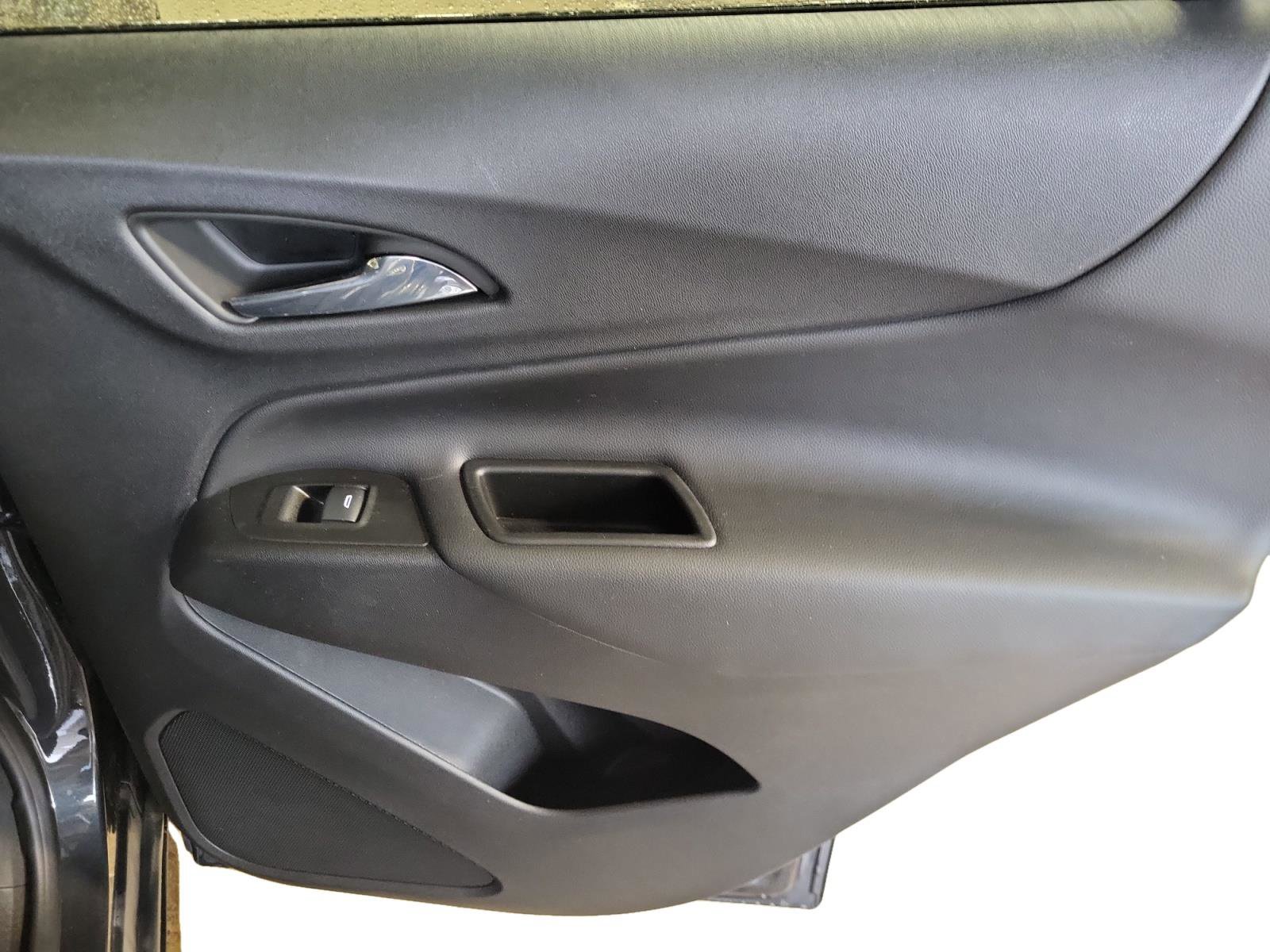 Used 2022 Chevrolet Equinox LT image 23