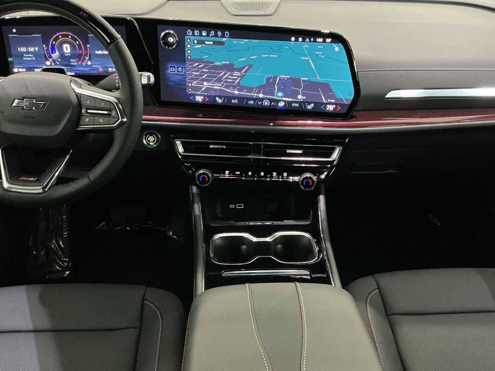 New 2026 Chevrolet Traverse Z71 w/ Enhanced Driving Package image 9