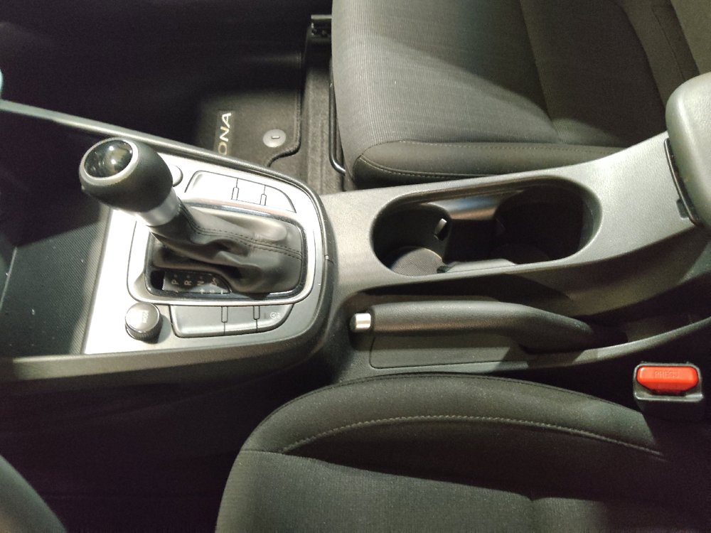Used 2022 Hyundai Kona SEL FWD image 26