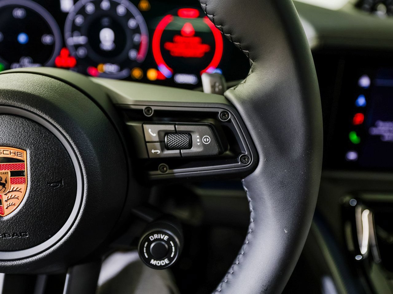 New 2026 Porsche Panamera 4 AWD/4WD image 16