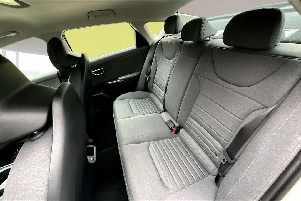 Certified 2025 Kia K4 EX image 20
