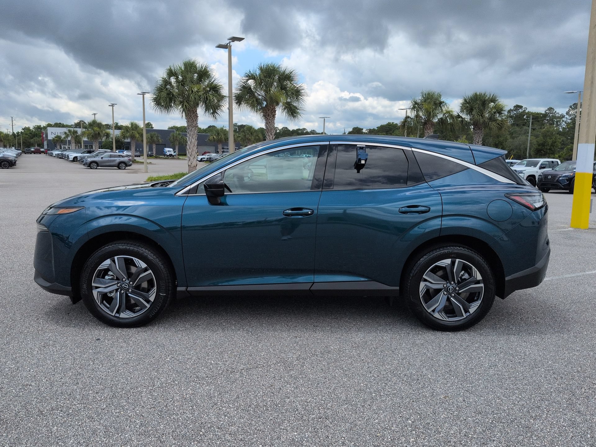 New 2026 Nissan Murano SL w/ Comfort Package AWD/4WD image 8