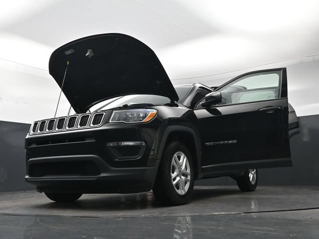 Used 2018 Jeep Compass Sport FWD image 40