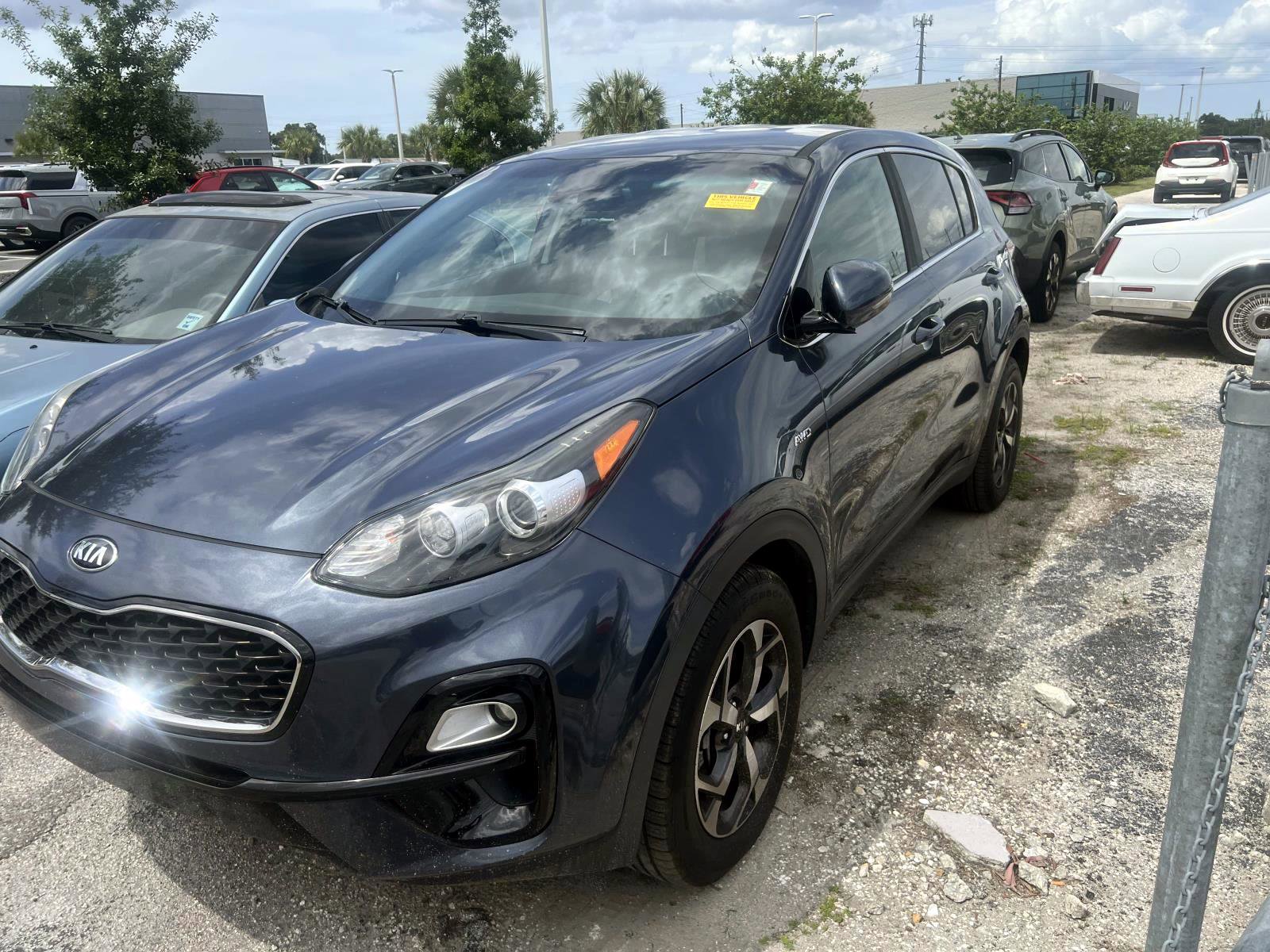 Used 2020 Kia Sportage LX w/ LX Popular Package image 2