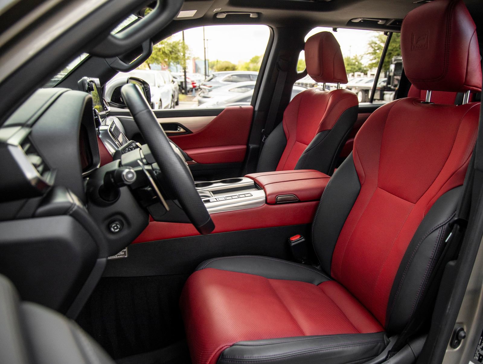 Used 2023 Lexus LX 600 F Sport w/ Accessory Package (Z1) image 22