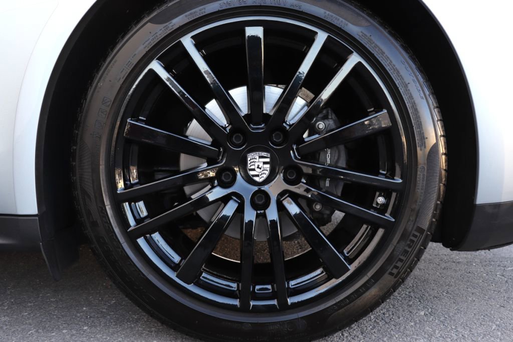 Used 2019 Porsche Panamera 4 AWD/4WD image 88