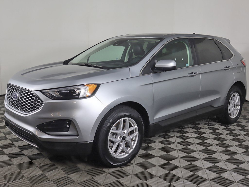 Used 2024 Ford Edge SEL image 6