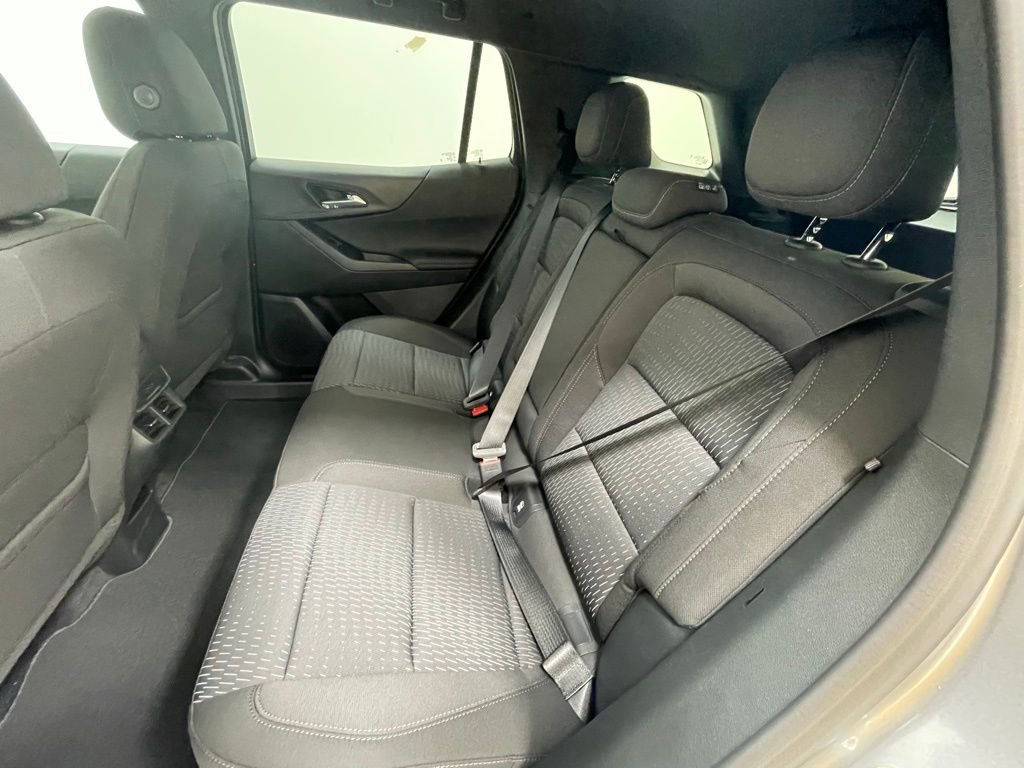 New 2026 Chevrolet Equinox LT AWD/4WD image 10
