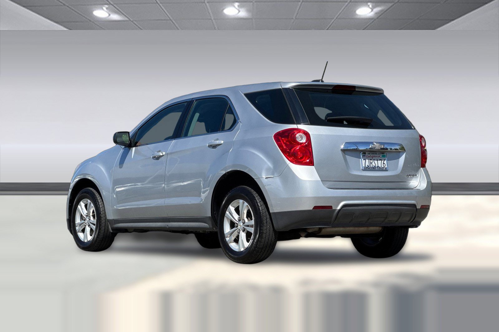 Used 2015 Chevrolet Equinox LS image 7