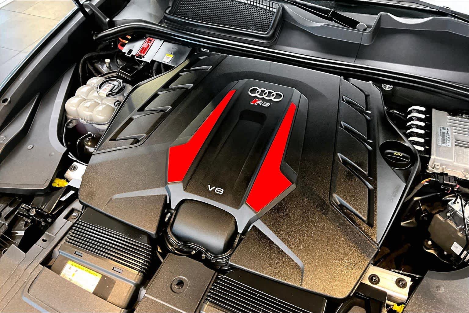 Used 2022 Audi RS Q8 AWD/4WD image 30