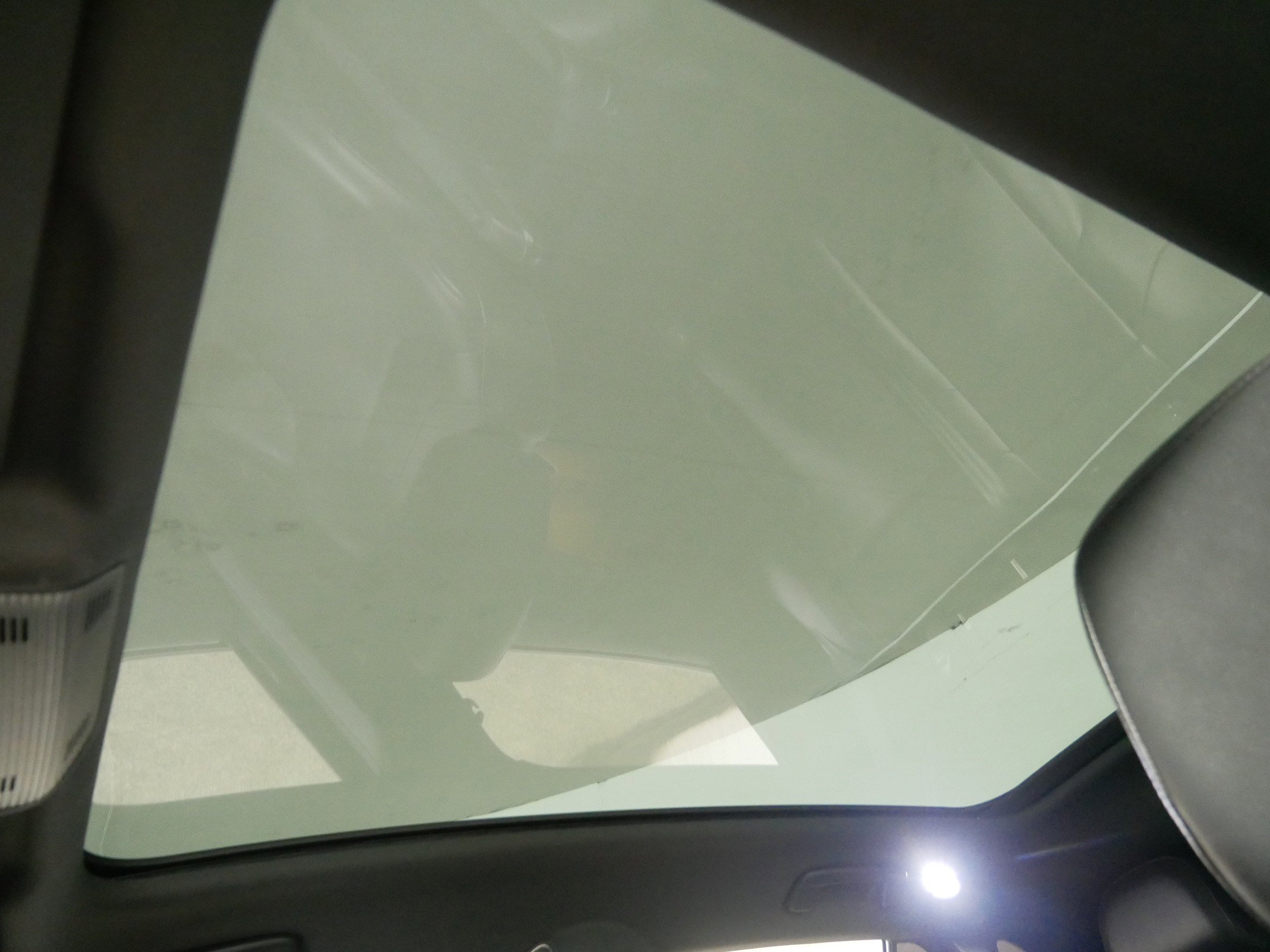 Certified 2022 Volkswagen ID.4 Pro S image 31