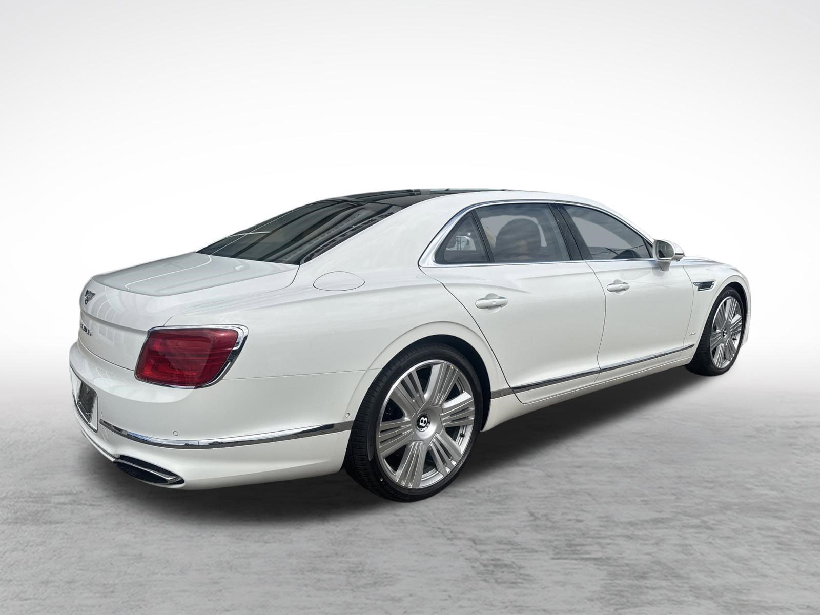 New 2026 Bentley Flying Spur Plug-In Hybrid image 11