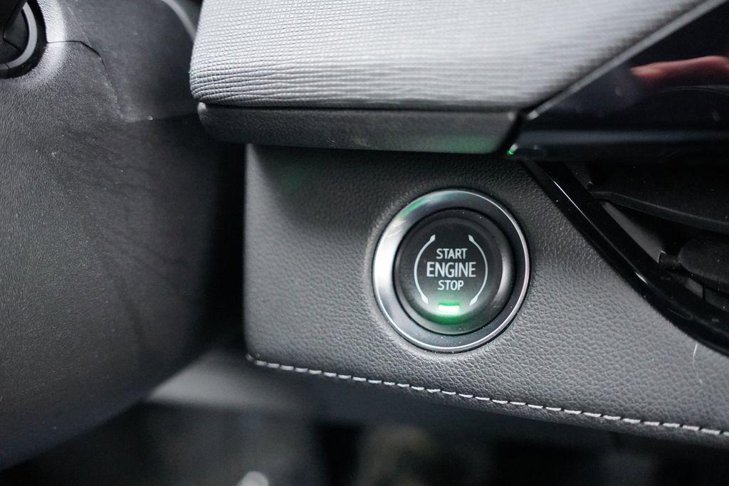 Certified 2025 Buick Enclave Preferred image 31