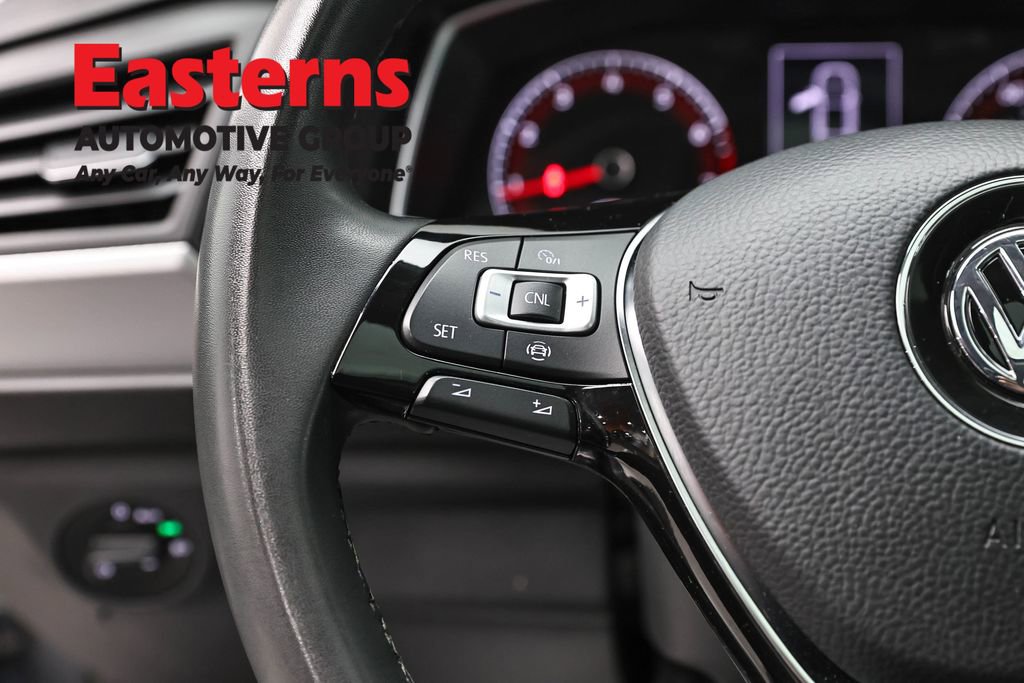 Used 2020 Volkswagen Jetta SE FWD image 15