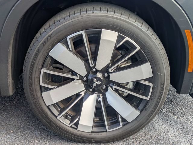 Used 2025 Mitsubishi Outlander SEL FWD image 11