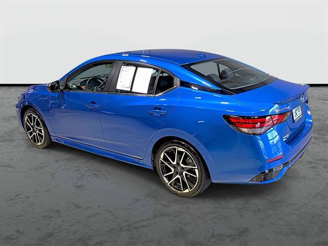 Used 2024 Nissan Sentra SR FWD image 2