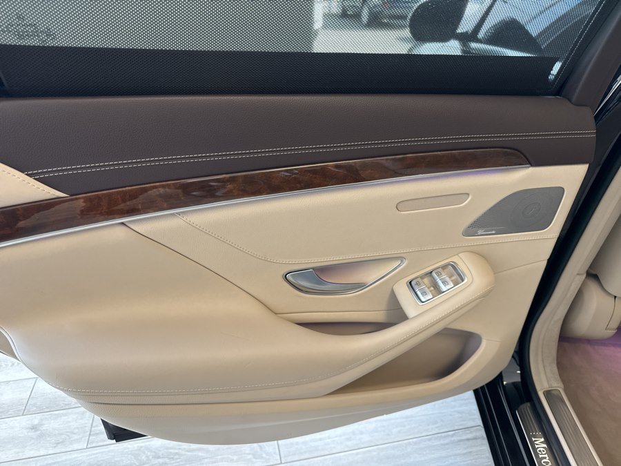 Used 2015 Mercedes-Benz S 550 4MATIC Sedan w/ Premium 1 Package image 7