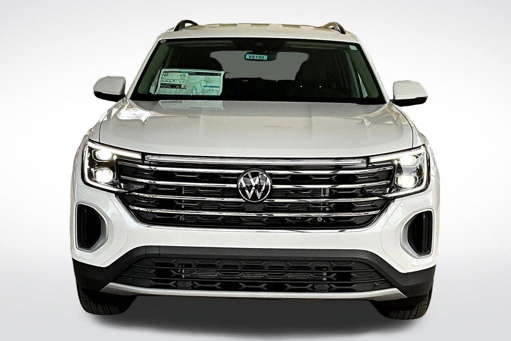 New 2026 Volkswagen Atlas SE FWD image 2