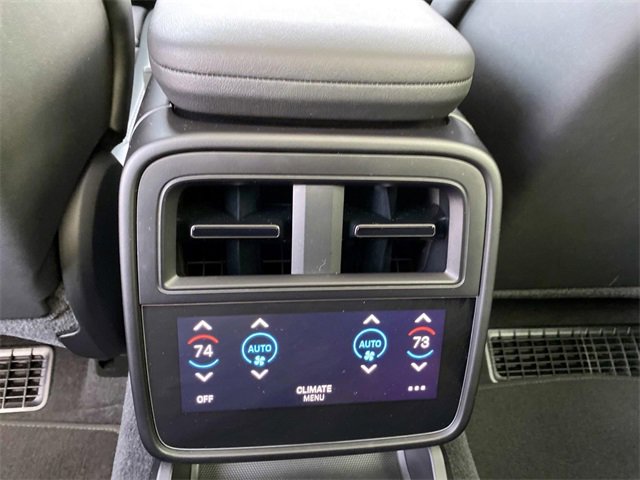 Used 2024 Porsche Taycan image 15