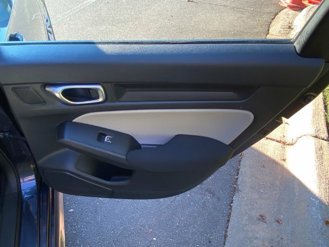 Used 2024 Honda Civic LX image 33