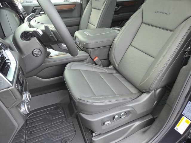 New 2026 GMC Yukon XL Denali w/ Sun & Power Step Package image 38