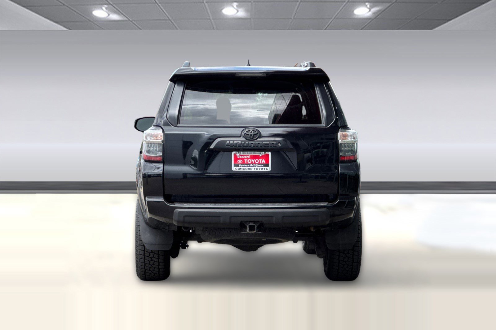 Used 2020 Toyota 4Runner TRD Off-Road AWD/4WD image 9