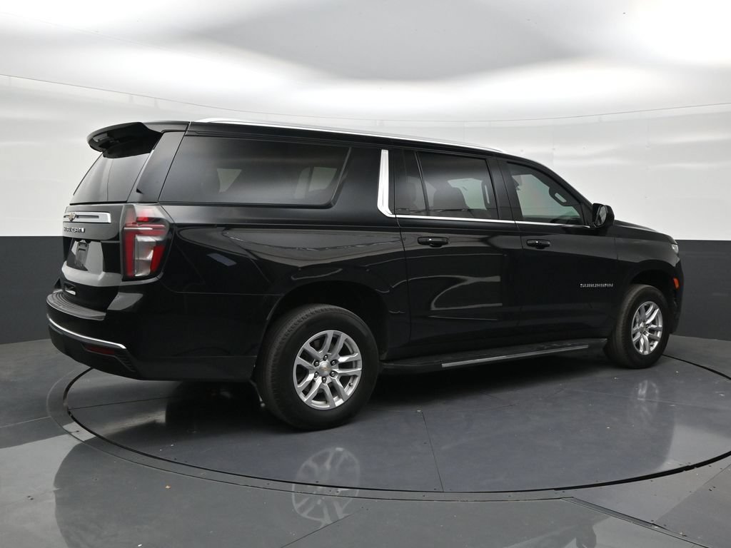 Used 2024 Chevrolet Suburban LS RWD image 27