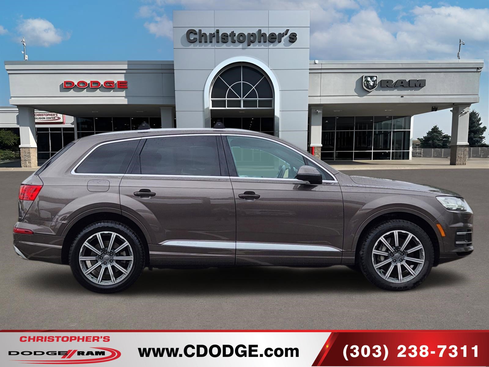 Used 2017 Audi Q7 3.0T Premium Plus AWD/4WD image 2