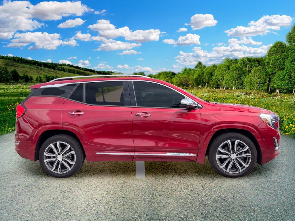 Used 2019 GMC Terrain Denali w/ Advanced Safety Package FWD image 7