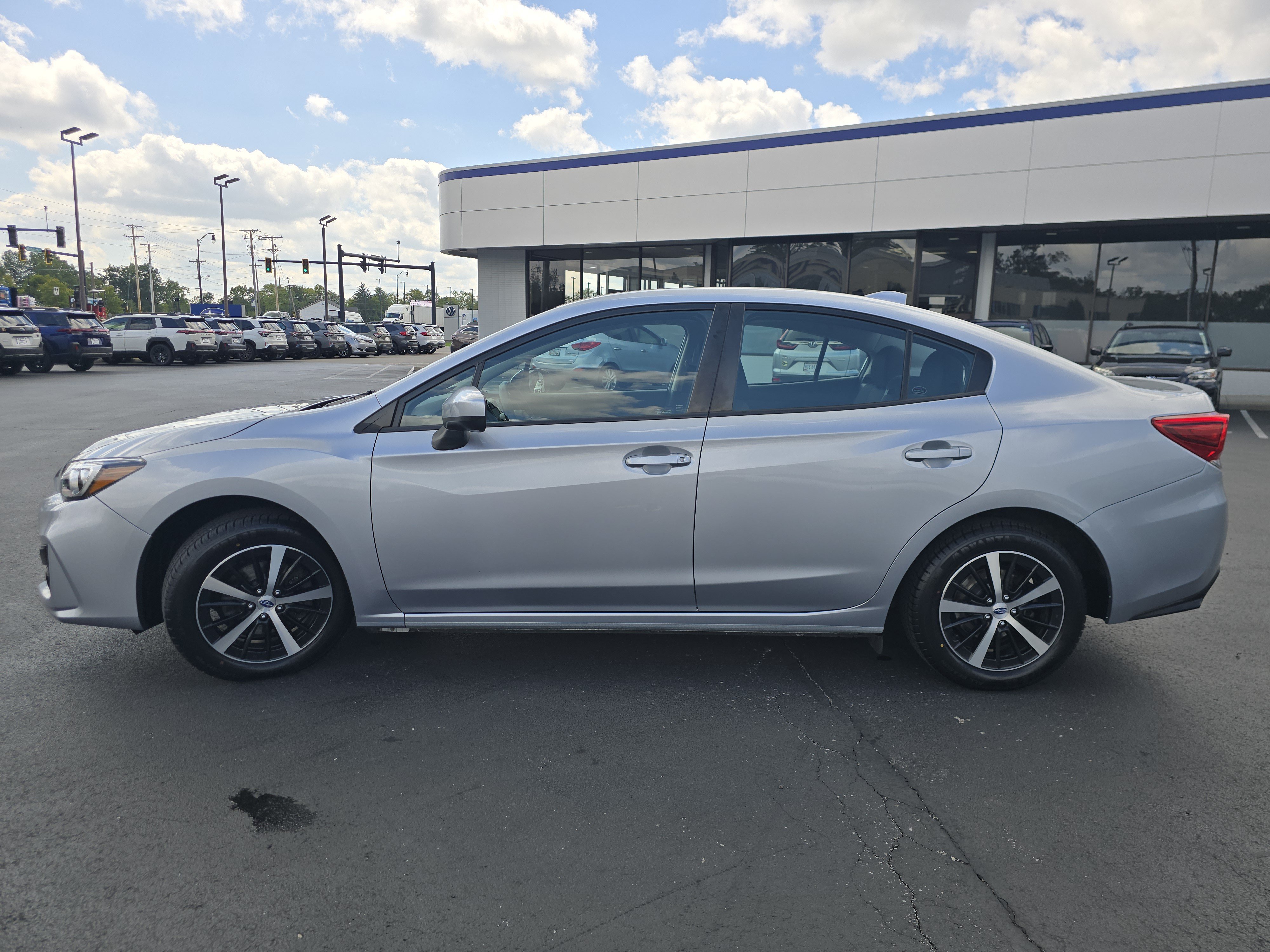 Used 2019 Subaru Impreza 2.0i Premium AWD/4WD image 4
