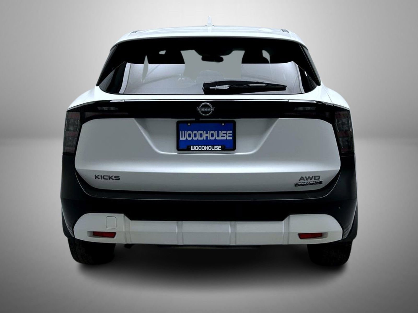 Used 2025 Nissan Kicks SV image 6