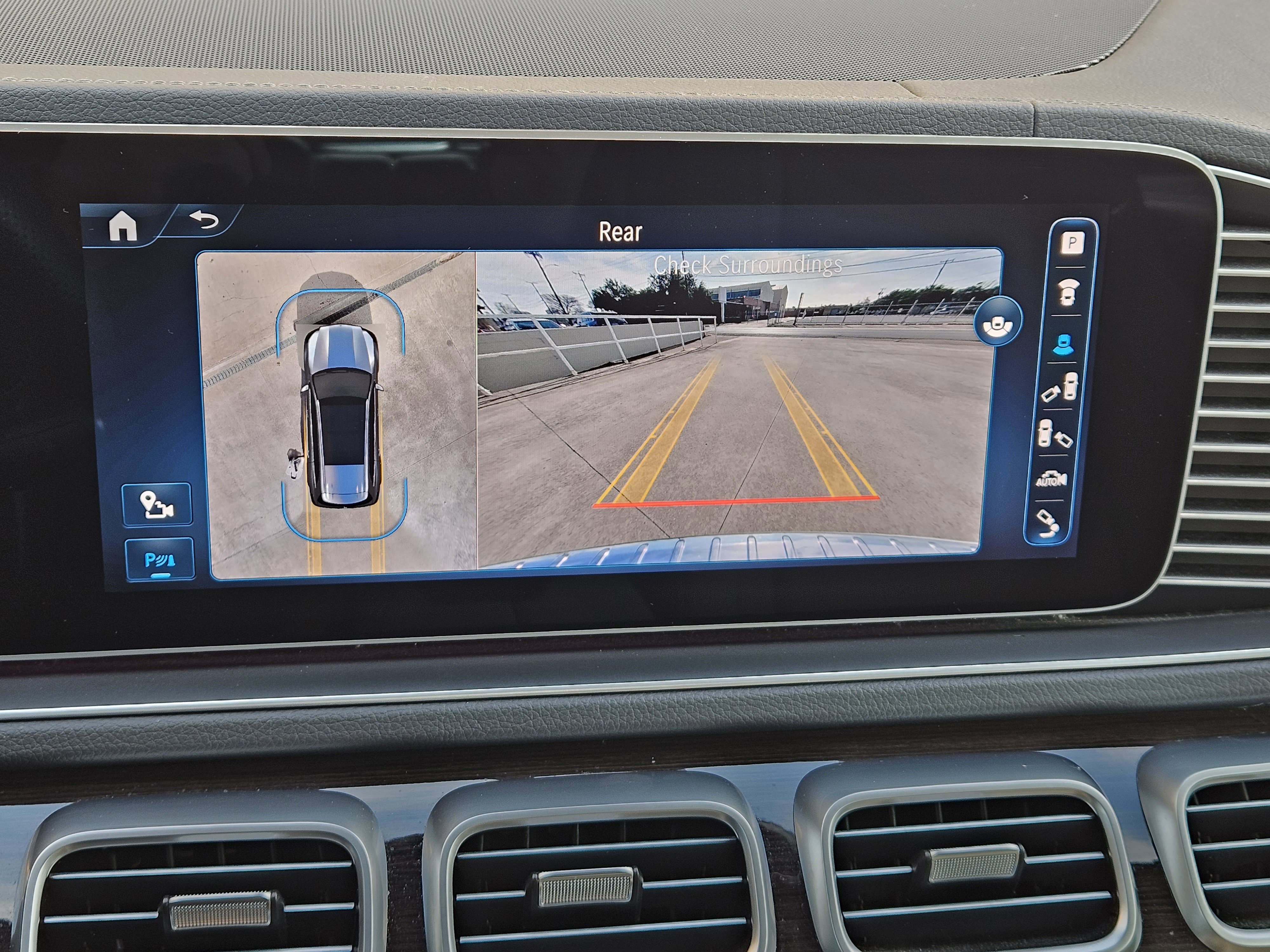 Used 2024 Mercedes-Benz GLS 450 4MATIC image 19